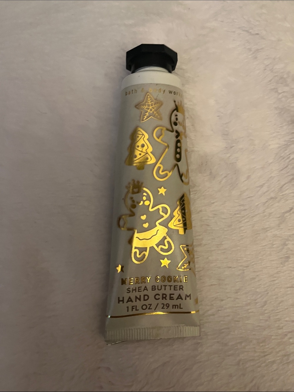 Bath & Body Works Merry Cookie Hand Cream - White & Gold